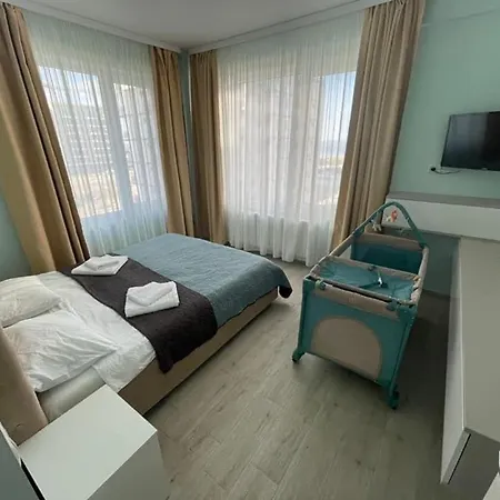 Apartment Break Free *